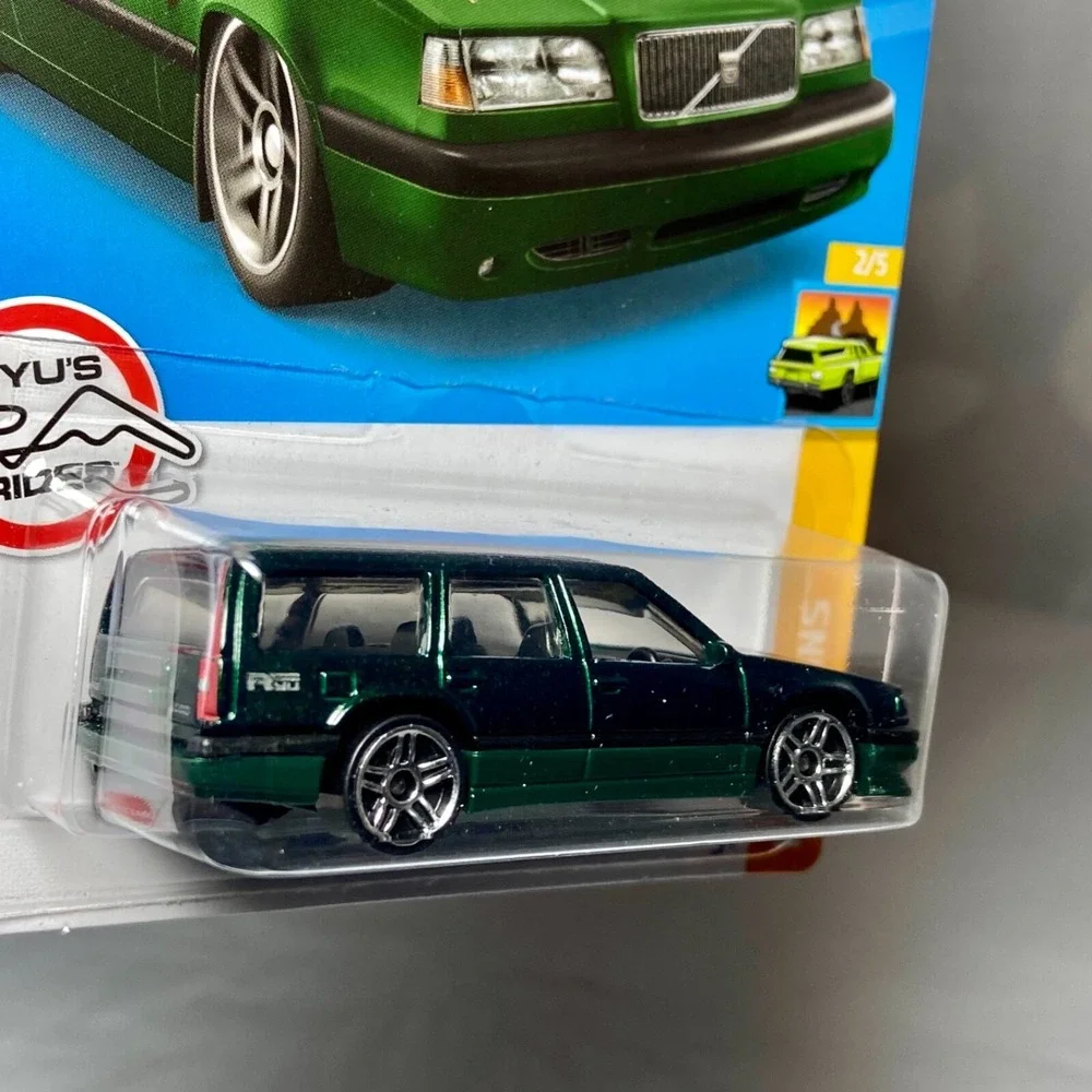 Hot Wheels Volvo 850 Estate 140/250 HW Wagons 2/5 Green 1:64 Die-cast‎ NIP 2022